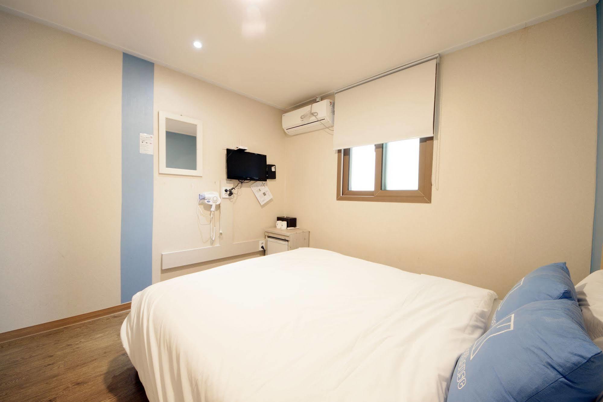 K-Guesthouse Sinchon 2 Seoul Eksteriør billede